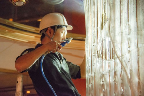 ■2018/05/29 横浜のシャンデリア清掃(日本のスゴイ掃除..フジ…