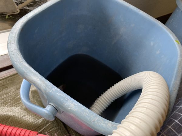 横浜市栄区で、天然成分の洗剤を使った 室内機+室外機のクリーニングです☆